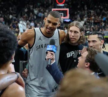 Les Spurs et Victor Wembanyama plébiscités par les GMs NBA