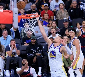 Les Warriors ont contacté les Bucks pour Kristaps Porzingis
