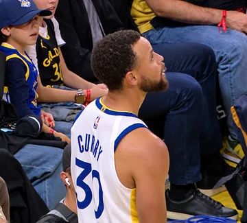 Les Warriors s’effondrent, Steve Kerr s’en prend aux arbitres