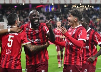Ligue 2: Dijon enfonce Metz