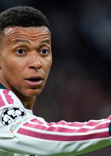 Mbappé s’attaque au Barça