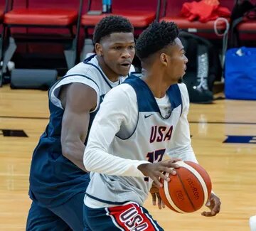 Naz Reid voit Brandon Miller passer un cap comme Anthony Edwards