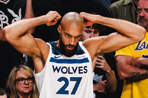 Rudy Gobert apprécie la nouvelle mentalité des Wolves