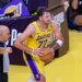 Sans LeBron James, les Lakers doivent apprendre à traverser les tempêtes
