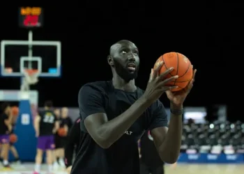 Sans jouer, Tacko Fall a convaincu les Sixers !