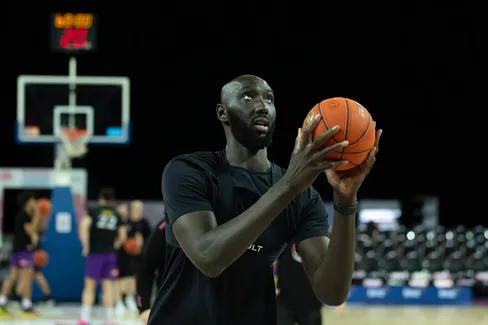 Sans jouer, Tacko Fall a convaincu les Sixers !