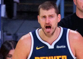 Si des fans des Nuggets sont mécontents, Nikola Jokic leur conseille de rester chez eux !