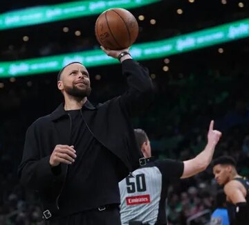 Stephen Curry lucide sur les occasions manquées des Warriors