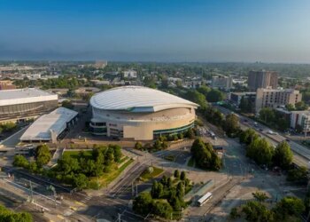 Tom Dundon assure vouloir garder les Blazers à Portland, mais…