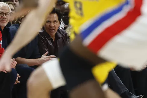 Tom Gores appelle les Pistons à continuer de faire taire les sceptiques