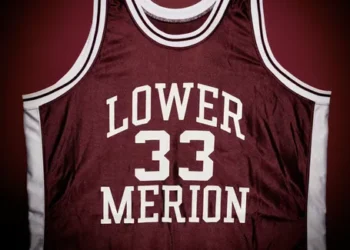 Un maillot Kobe Bryant au lycée vendu 2,2 millions de dollars