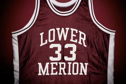 Un maillot Kobe Bryant au lycée vendu 2,2 millions de dollars