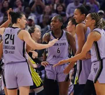 Une qualification vertigineuse pour Golden State