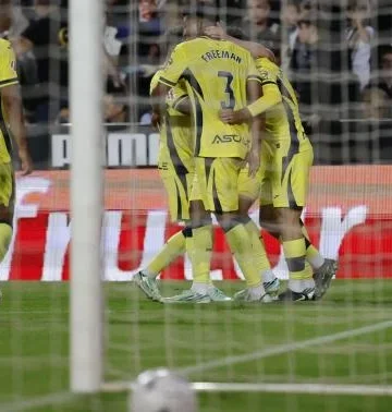 Villarreal fait chavirer Valence au bout du suspense · SNA