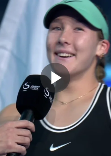 WTA - Pékin > Mirra Andreeva au public après sa défaite contre Qinwen Zheng en finale : "Je pensais peut-être entendre quelques 'Allez, Mirra' aujourd'hui, mais non..."