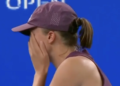 WTA - Wuhan > Les larmes d'Iga Swiatek, inconsolable lors de sa défaite en demi-finales