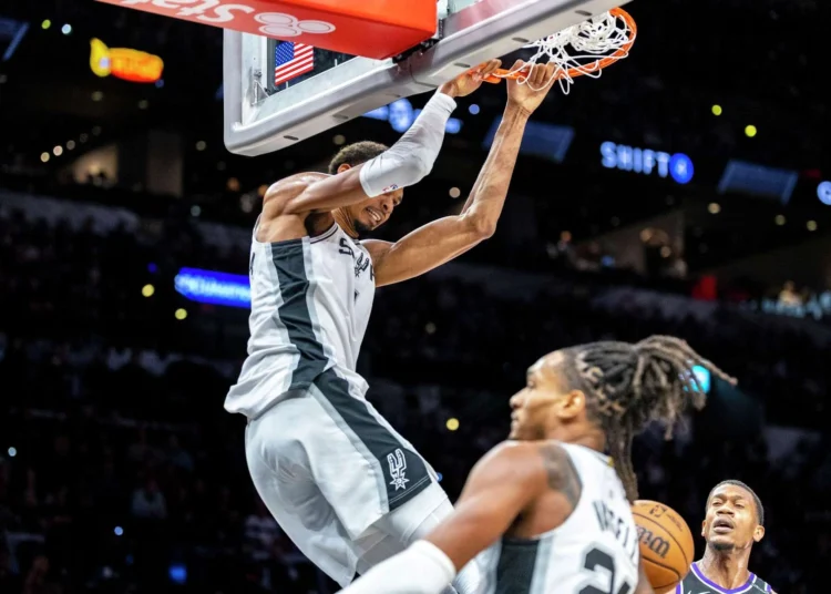 Wembanyama et Champagnie portent San Antonio face à Sacramento · SNA