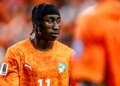 Yan Diomandé glisse un tacle à Hervé Renard