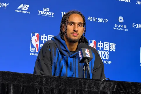 Zaccharie Risacher, la « très bonne surprise » des Mavericks