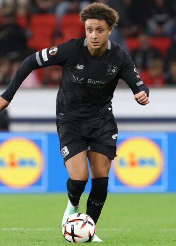 “C’est frustrant” : le cas Ben Seghir commence sérieusement à agacer au Bayer Leverkusen