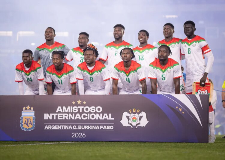 Burkina Faso : “notre foot est malade”, la junte prête à défier la FIFA après le fiasco contre l’Argentine